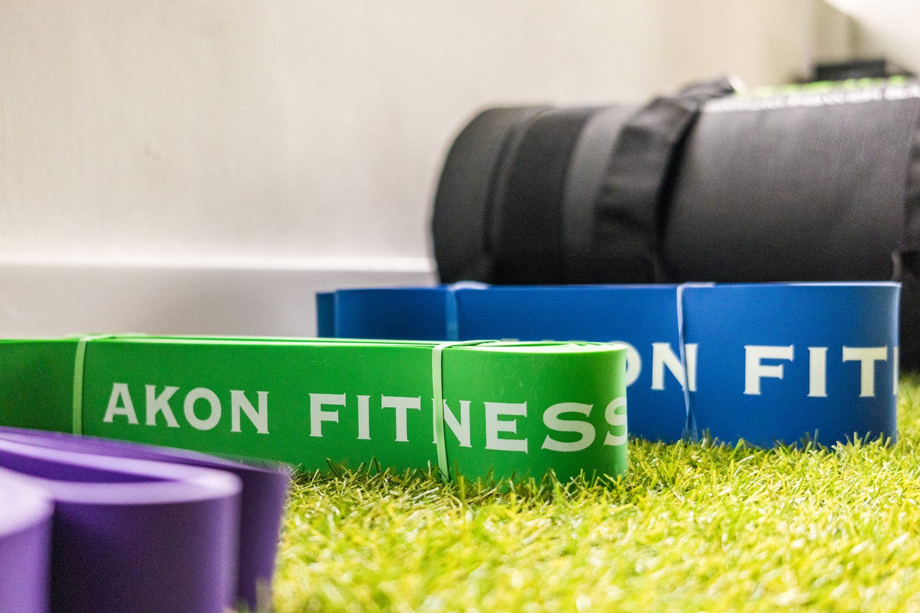 Material de bandas elásticas para clases en Salitre Training Boutique